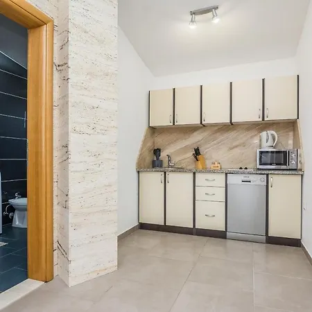 Apartment Rafac Vir